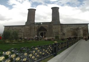 Turizm 'Nimet' oldu..